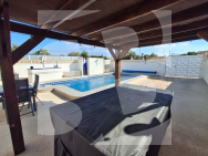 Villa · Segunda Mano TORREVIEJA · Piscinas naturales