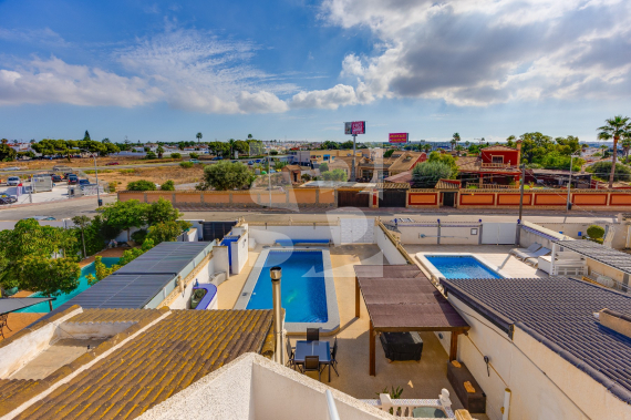 Villa - Resale - TORREVIEJA - La Siesta - El Chaparral - San Luis