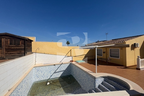 Villa - Resale - TORREVIEJA - Los Balcones