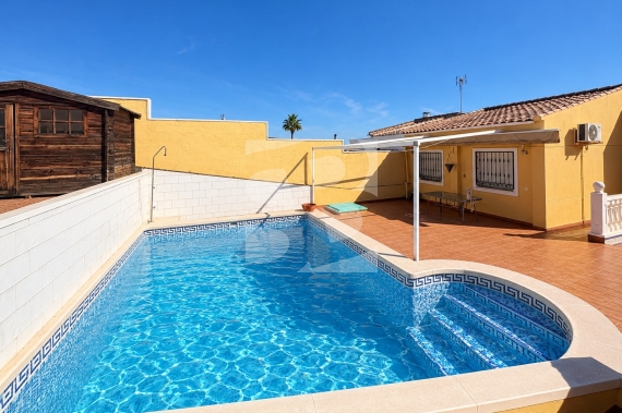 Вилла - Продажа - TORREVIEJA - Los Balcones